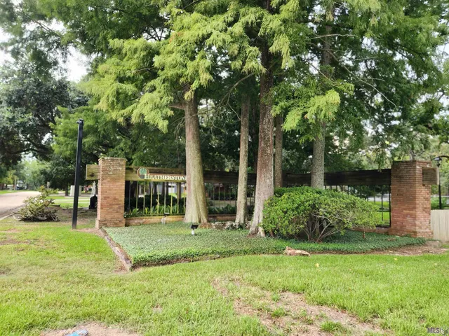 $1,800 | 5626 Moorstone Drive, Baton Rouge, LA 70820