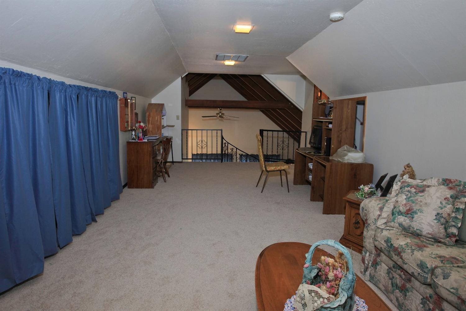 1765 Robertson Bridge Road Grants Pass, OR 97526 - Photo 25 of 29 Additional Photo
