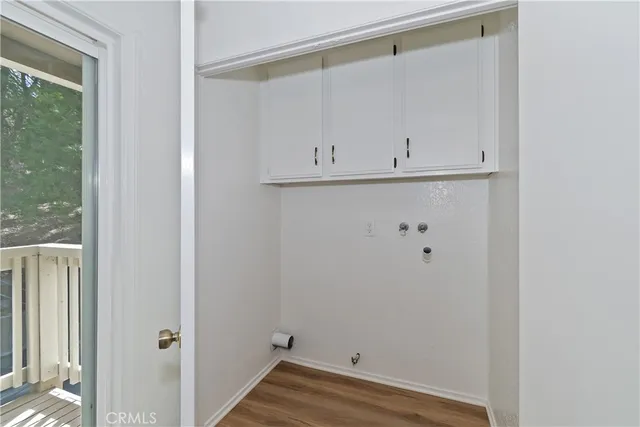 $285,000 | 142 Rockledge Lane, Lake Arrowhead, CA 92352