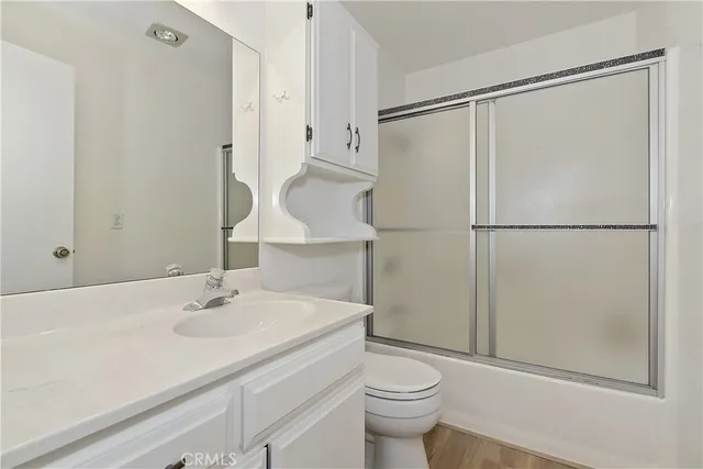 $285,000 | 142 Rockledge Lane, Lake Arrowhead, CA 92352