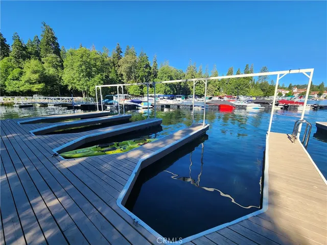 $285,000 | 142 Rockledge Lane, Lake Arrowhead, CA 92352