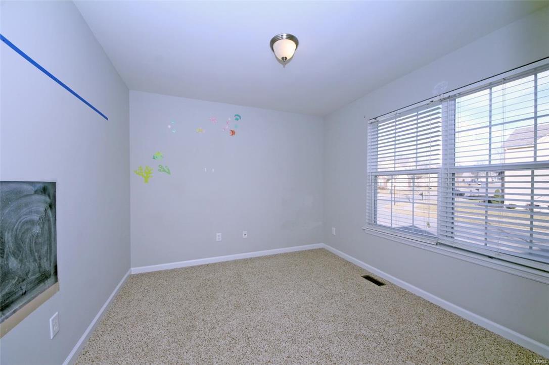 542 Springhurst Parkway O'Fallon, MO 63368 - Photo 10 of 14