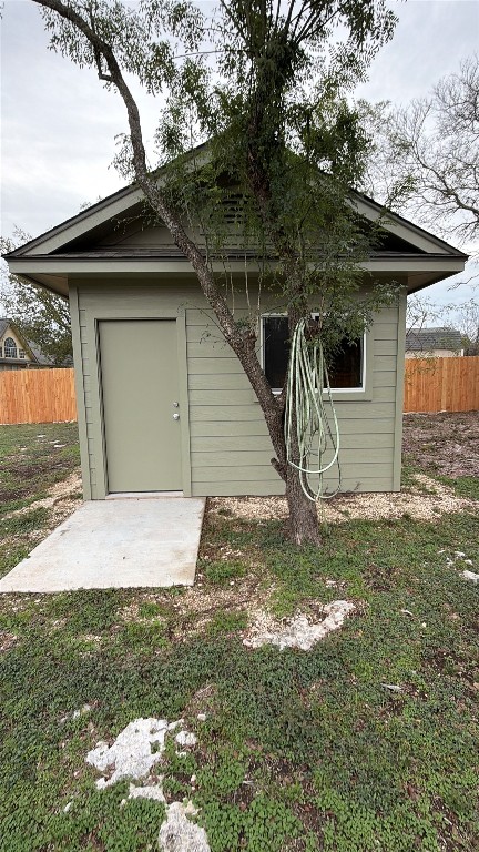301 South Mustang Avenue Cedar Park, TX 78613 - Photo 11 of 20 a backyard of a house with lots of green space