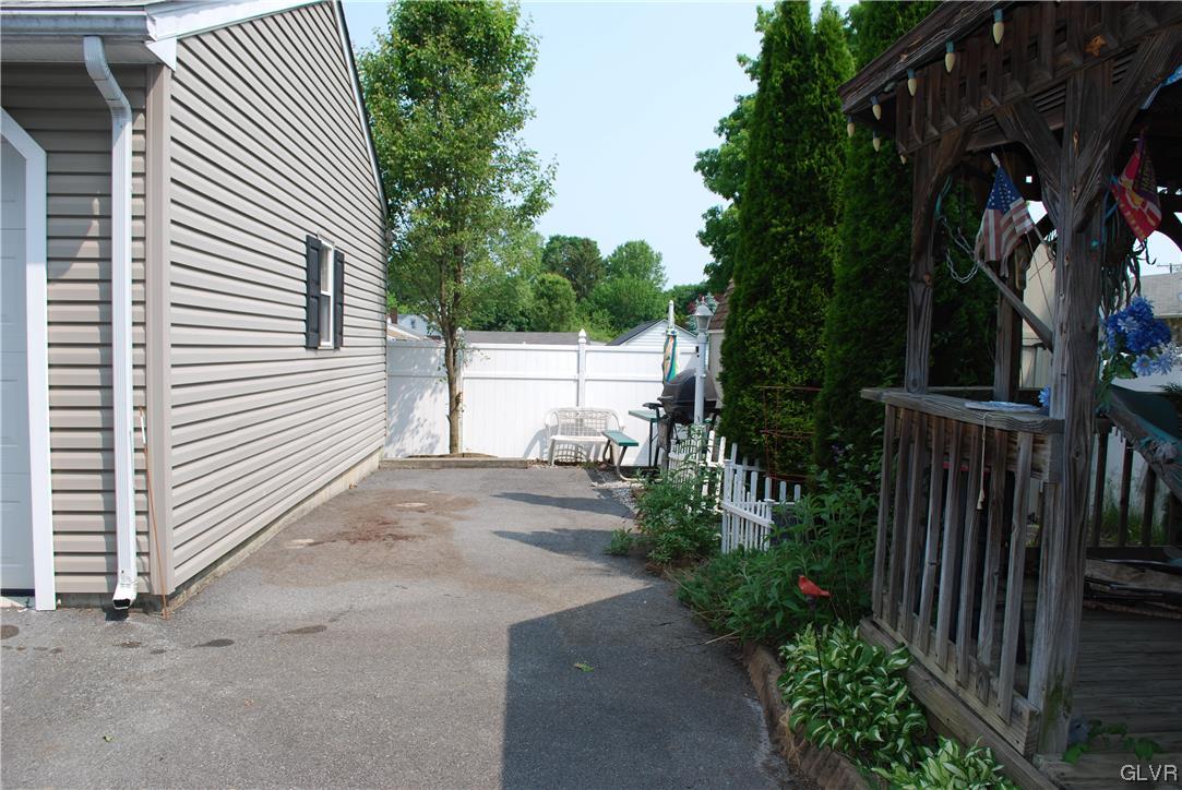 815 Stones Crossing Road Easton, PA 18045 - Photo 16 of 17 Parking area w/shed