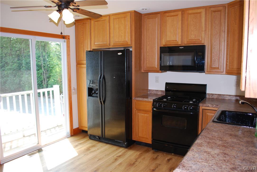 815 Stones Crossing Road Easton, PA 18045 - Photo 4 of 17 Kitchen