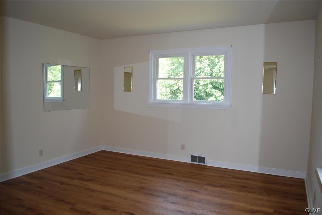 815 Stones Crossing Road Easton, PA 18045 - Photo 5 of 17 Owners Suite