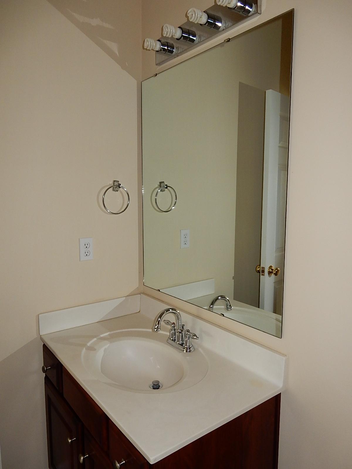 1505 St Stephens Way Hanahan, SC 29410 - Photo 19 of 25 Bonus Bath Sink