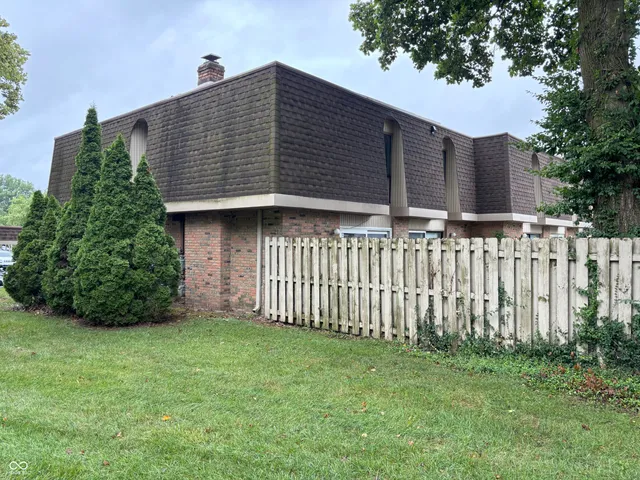 $107,900 | 7480 Countrybrook Drive, Indianapolis, IN 46260