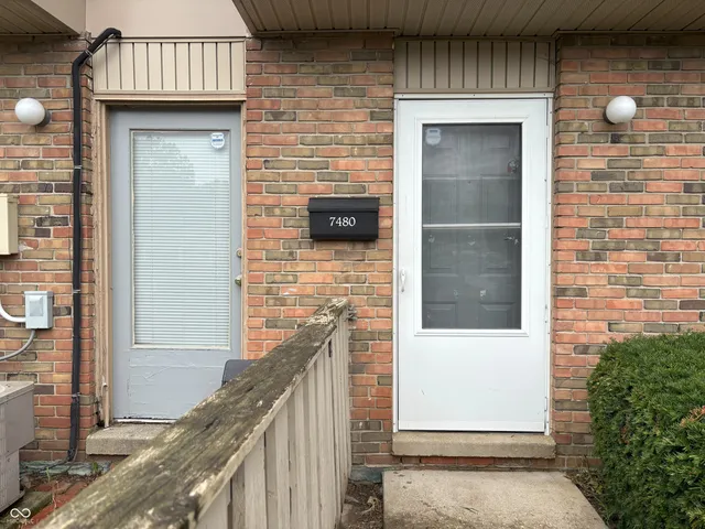 $107,900 | 7480 Countrybrook Drive, Indianapolis, IN 46260