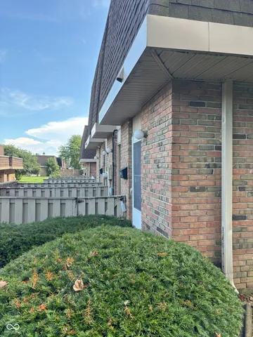 $107,900 | 7480 Countrybrook Drive, Indianapolis, IN 46260