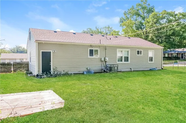 $1,470 | 5228 Marsh Avenue, Kansas City, MO 64129