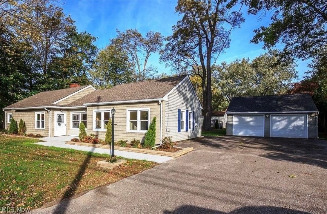 6047 Chapel Road Madison, OH 44057 - Photo 1 of 23 Gallery Image 1