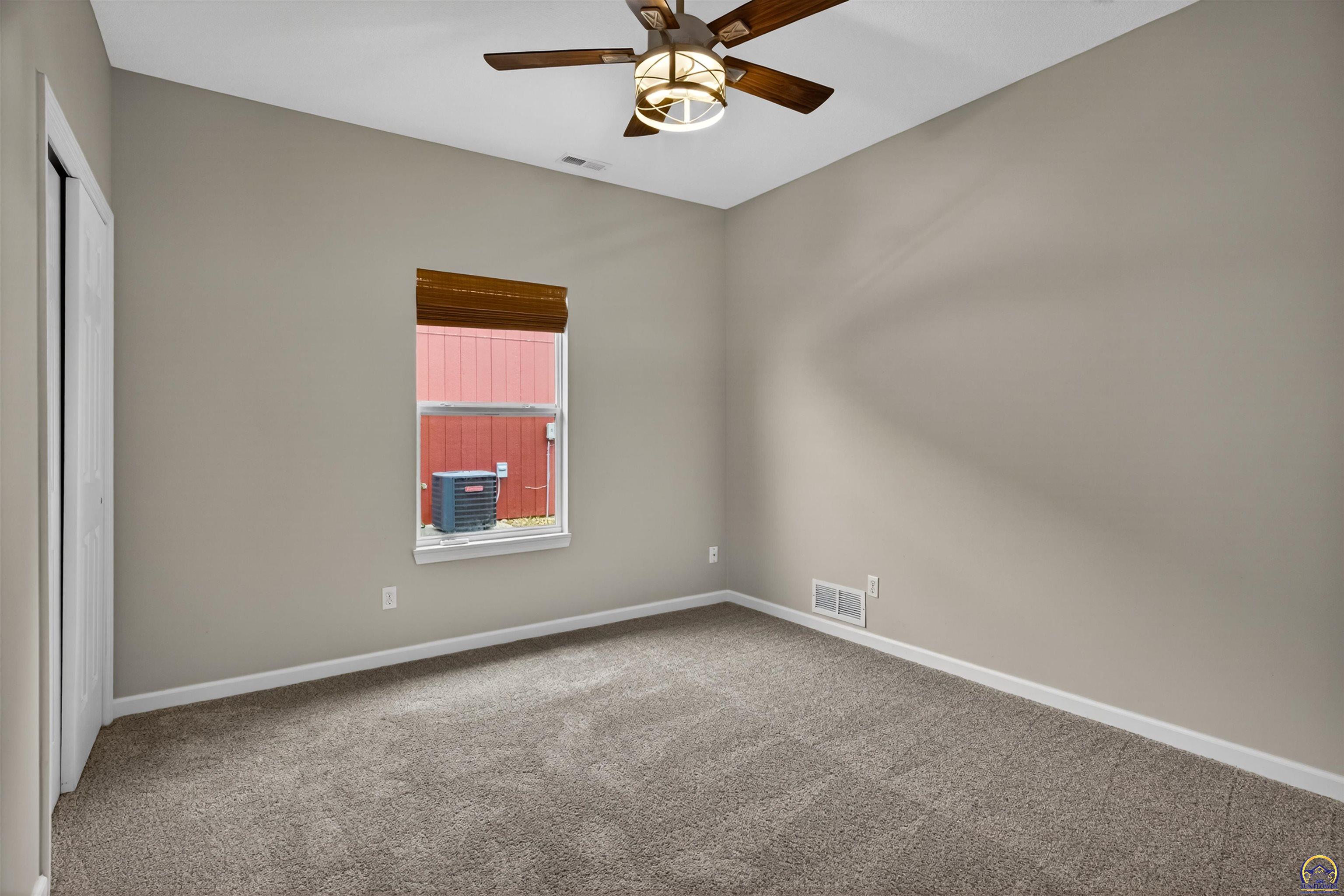 4204 Southwest Shenandoah Road Topeka, KS 66610 - Photo 11 of 24