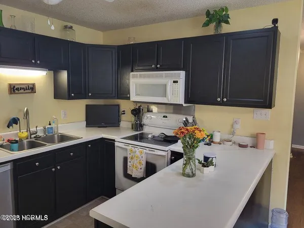 $1,850 | 124 Villa Park Drive, Hubert, NC 28539