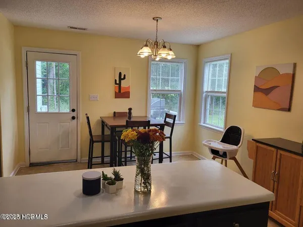 $1,850 | 124 Villa Park Drive, Hubert, NC 28539