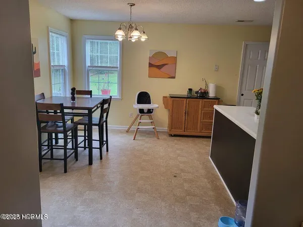 $1,850 | 124 Villa Park Drive, Hubert, NC 28539