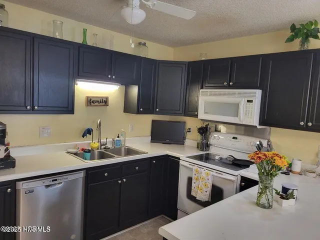 $1,850 | 124 Villa Park Drive, Hubert, NC 28539