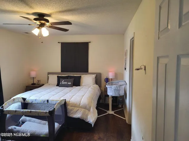 $1,850 | 124 Villa Park Drive, Hubert, NC 28539