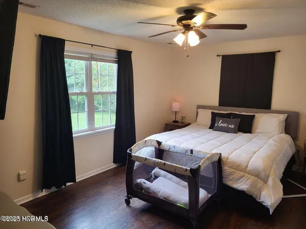 $1,850 | 124 Villa Park Drive, Hubert, NC 28539