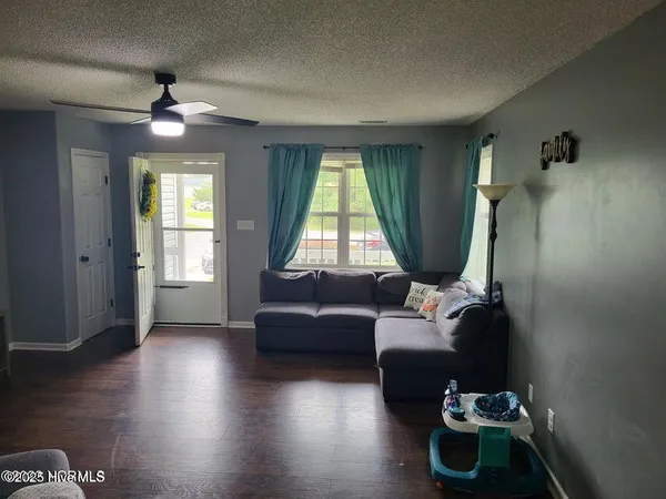 $1,850 | 124 Villa Park Drive, Hubert, NC 28539