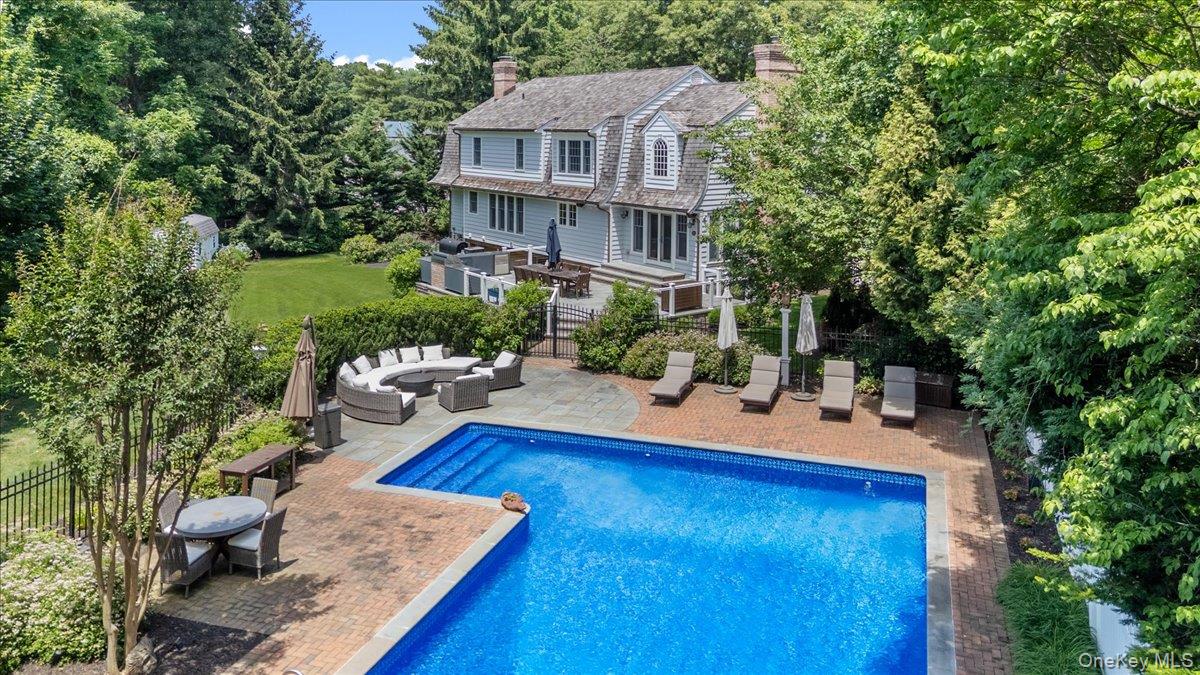 5 Fox Hunt Court Cold Spring Harbor, NY 11724 - Photo 34 of 42 backyard aerial with pool