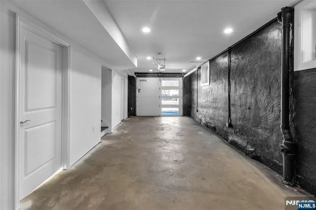 a view of hallway with a hallway