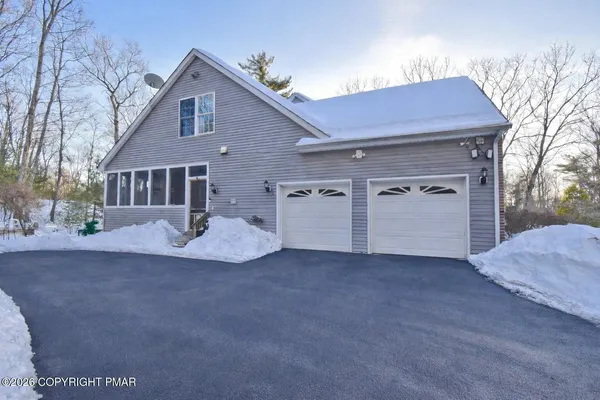 $695,000 | 364 Joanne Court, Bartonsville, PA 18321