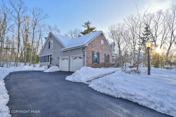 $695,000 | 364 Joanne Court, Bartonsville, PA 18321