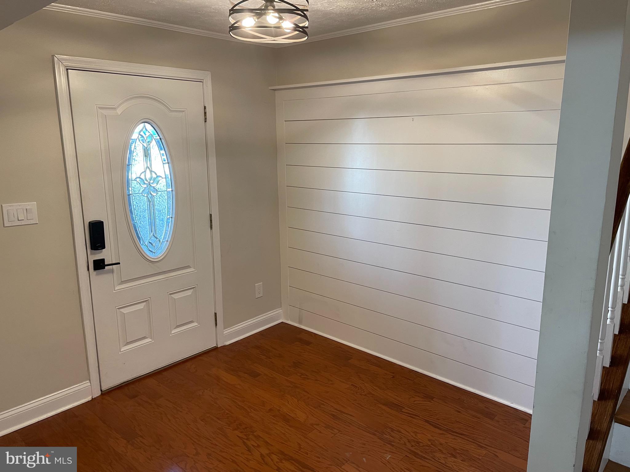 1095 Crestview Drive Annapolis, MD 21409 - Photo 5 of 30