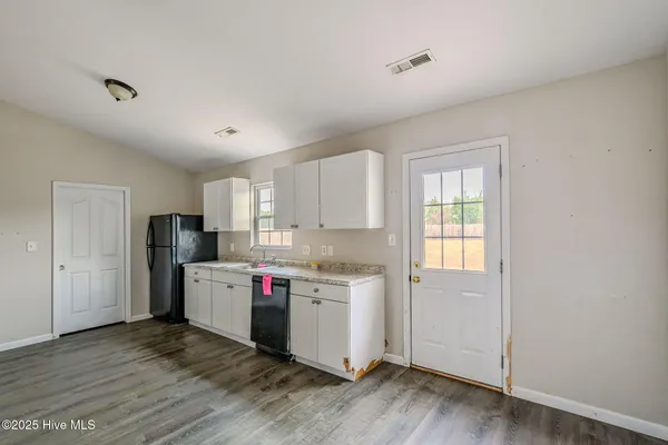 $229,000 | 217 Wingspread Lane, Beulaville, NC 28518