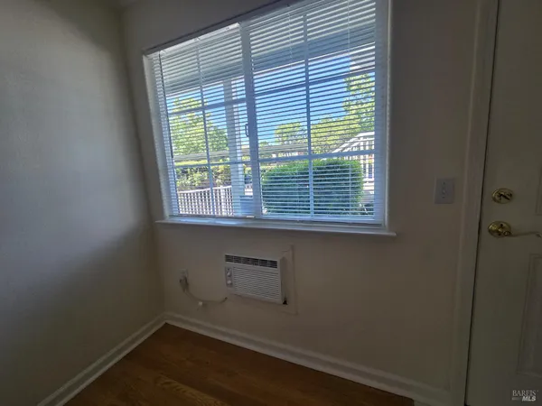 $359,000 | 1501 La Esplanada Place, Unit 311, Santa Rosa, CA 95404