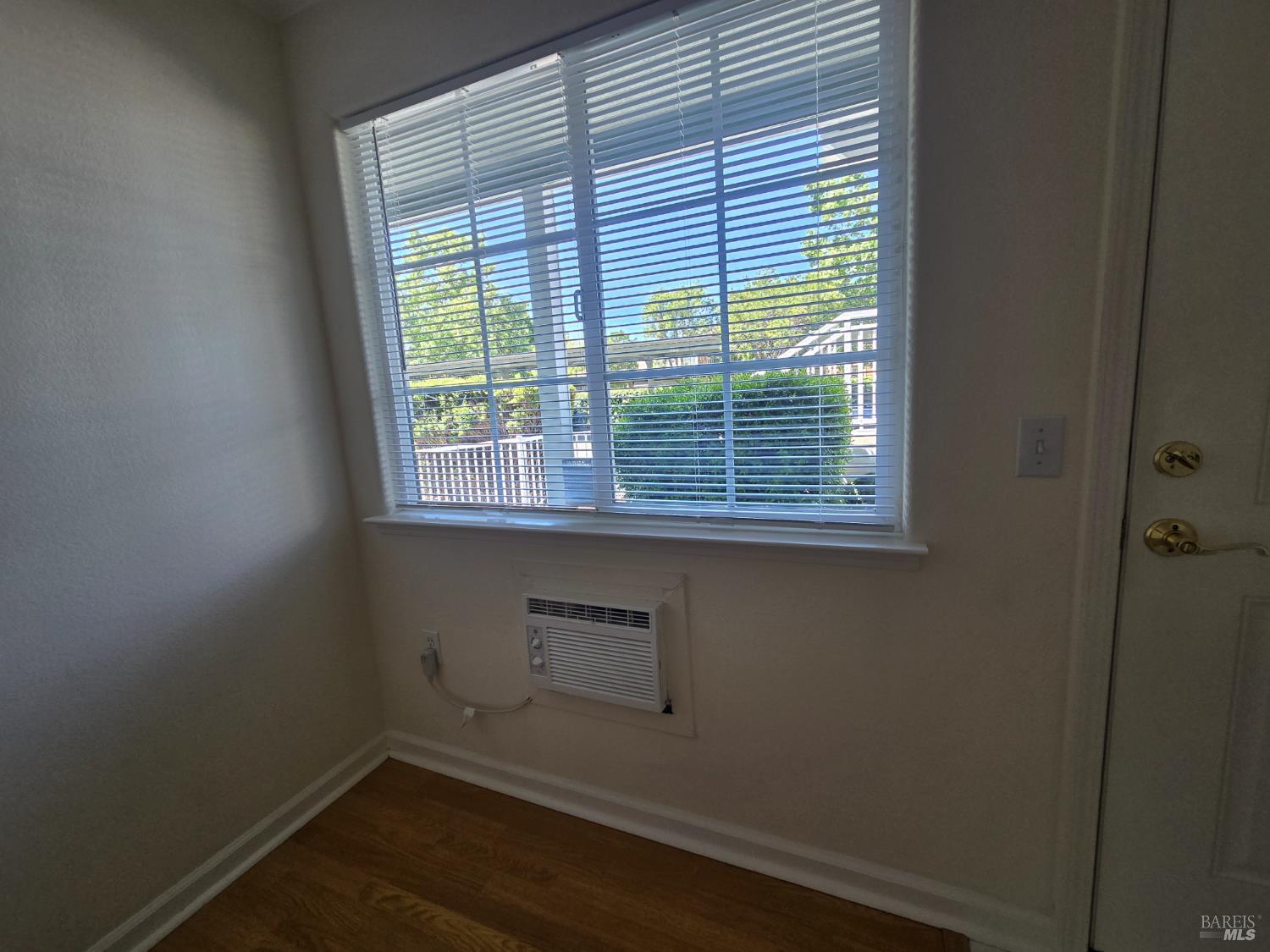 1501 La Esplanada Place, Unit 311 Santa Rosa, CA 95404 - Photo 5 of 10