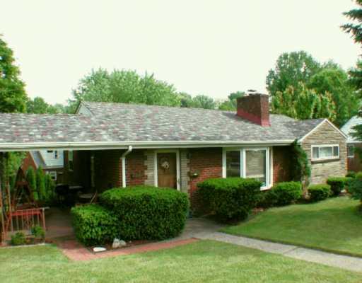 1143 Greentree Road Green Tree, PA 15220 - Photo 1 of 3 Gallery Image 1