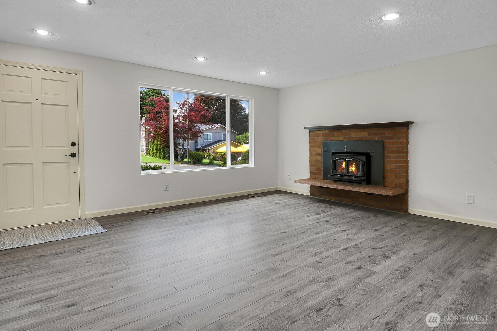 2420 Southwest 326th Street Federal Way, WA 98023 - Photo 11 of 35
