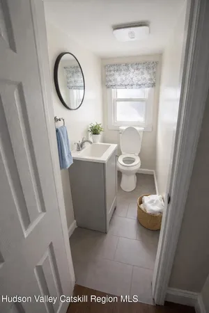 $389,000 | 222 Zandhoek Road, Hurley, NY 12443