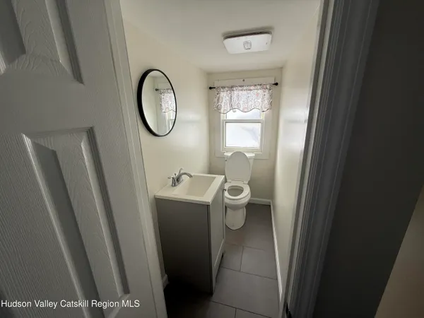 $389,000 | 222 Zandhoek Road, Hurley, NY 12443