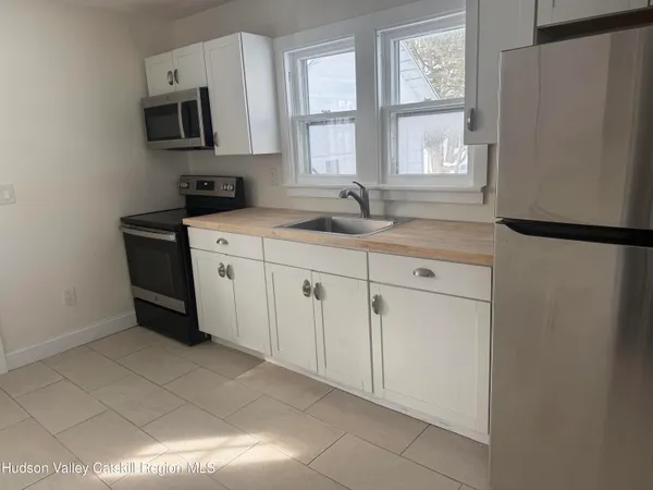 $389,000 | 222 Zandhoek Road, Hurley, NY 12443