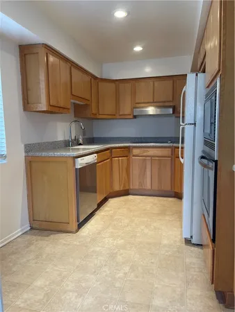 $690,000 | 972 East California Boulevard, Unit 306, Pasadena, CA 91106