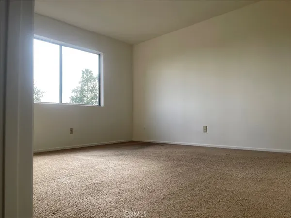 $690,000 | 972 East California Boulevard, Unit 306, Pasadena, CA 91106