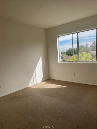 $690,000 | 972 East California Boulevard, Unit 306, Pasadena, CA 91106