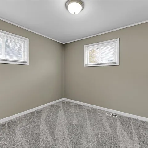 $1,425 | 9082 Louise Street, Livonia, MI 48150