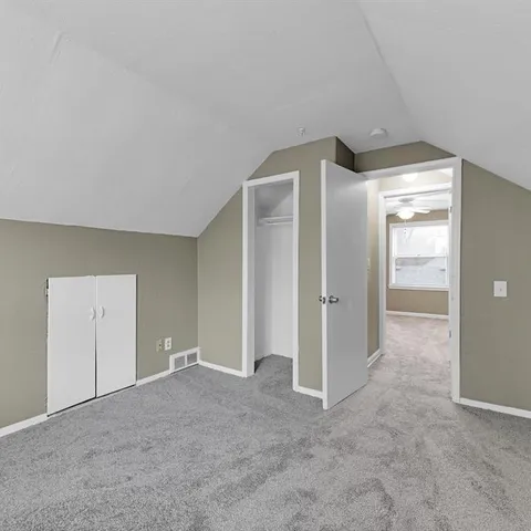 $1,425 | 9082 Louise Street, Livonia, MI 48150