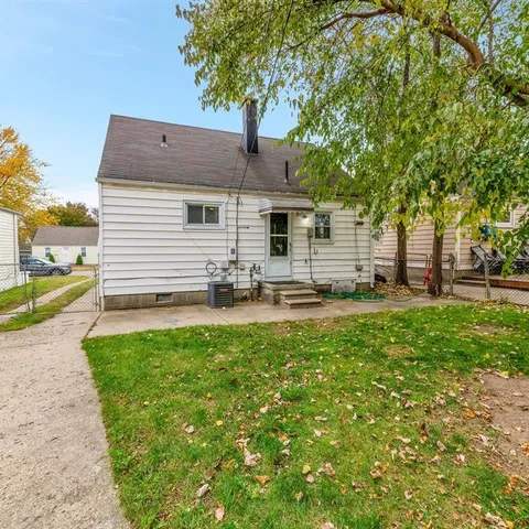 $1,425 | 9082 Louise Street, Livonia, MI 48150