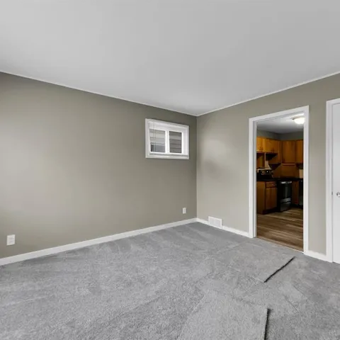 $1,425 | 9082 Louise Street, Livonia, MI 48150