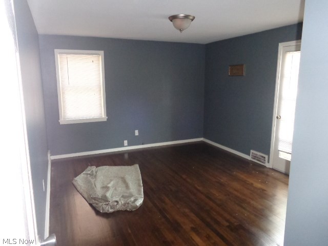 2491 Channing Road Cleveland, OH 44118 - Photo 13 of 22 Bedroom 1