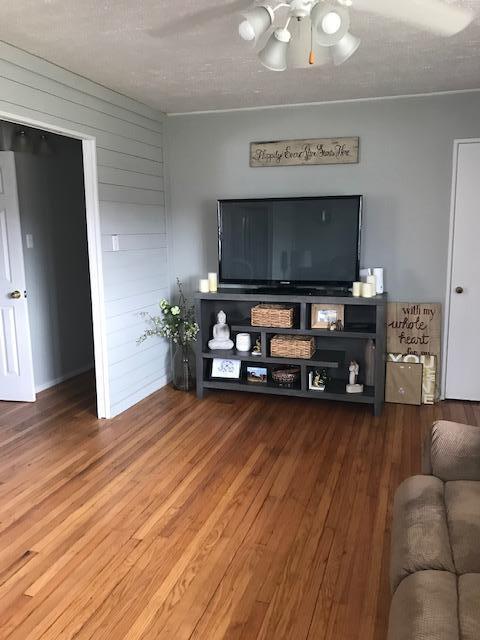 49 Sharon Road Chillicothe, OH 45601 - Photo 2 of 15