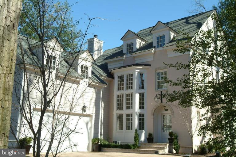 2003 Rockingham Street McLean, VA 22101 - Photo 1 of 30 Exterior (Main)