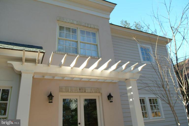 2003 Rockingham Street McLean, VA 22101 - Photo 21 of 30 Exterior #3