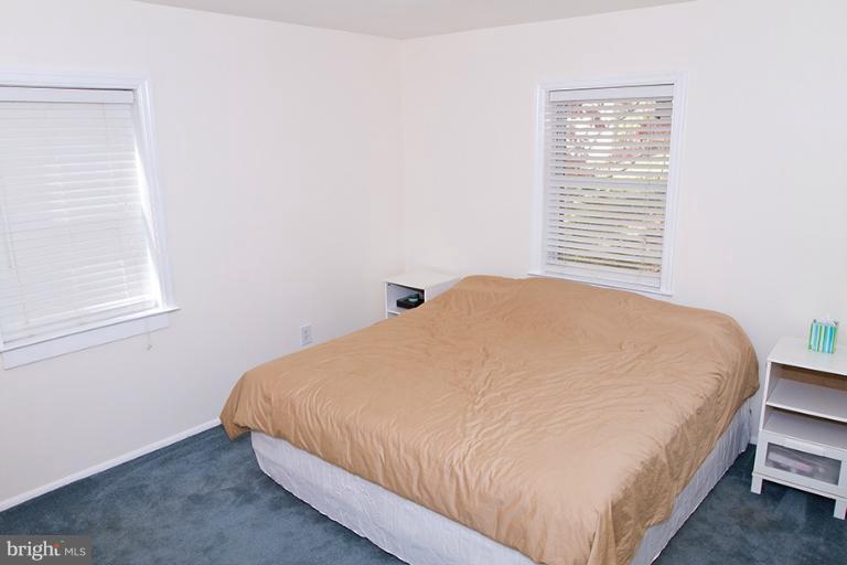 7406 Kelvin Place Springfield, VA 22151 - Photo 15 of 30 Bedroom
