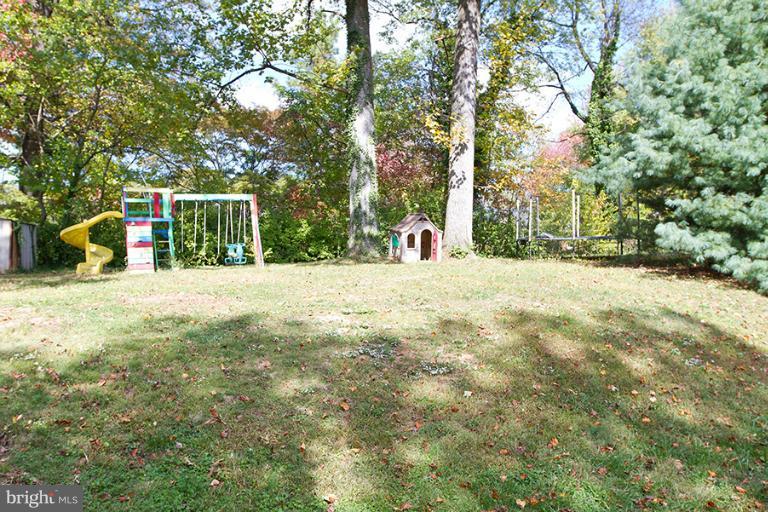 7406 Kelvin Place Springfield, VA 22151 - Photo 20 of 30 Exterior2